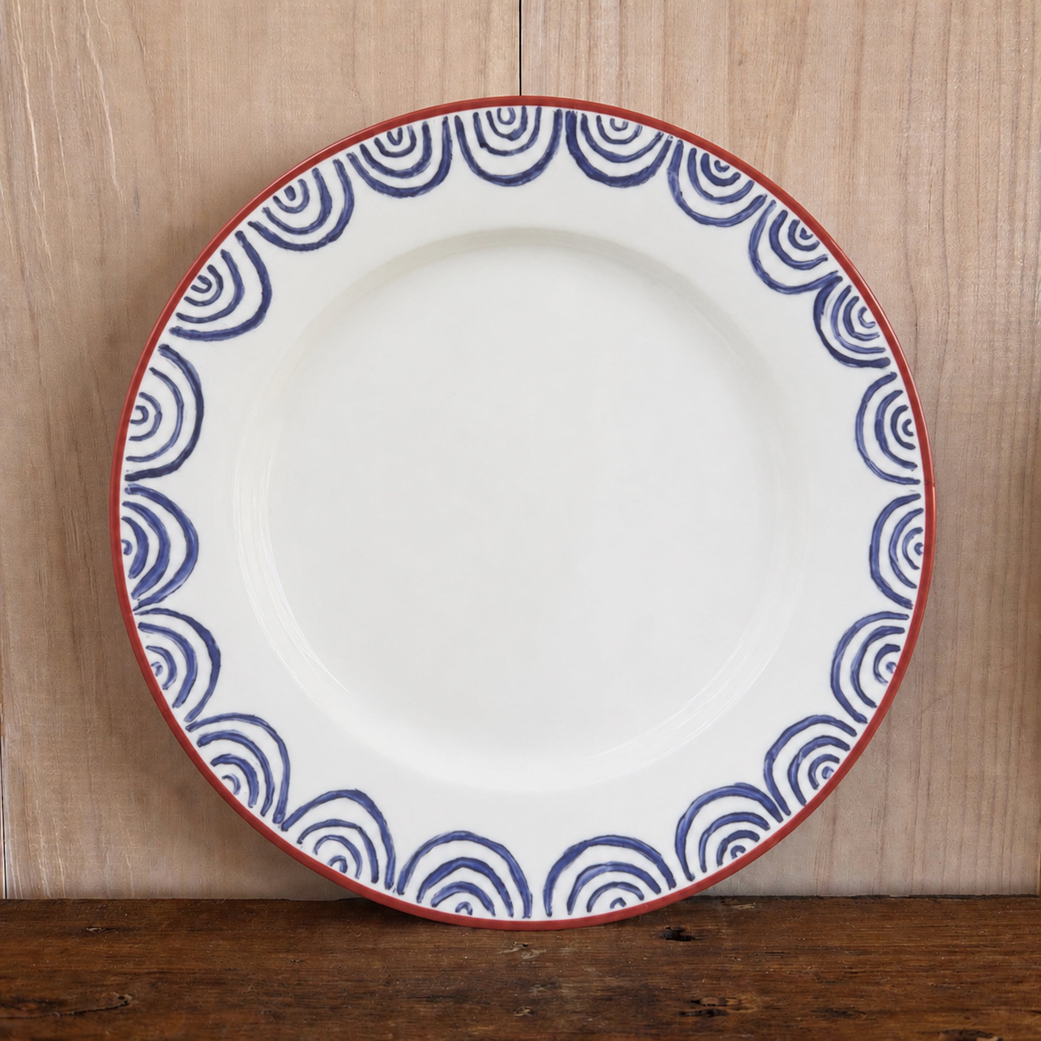 Plato Arcos Pintado a Mano 27cm